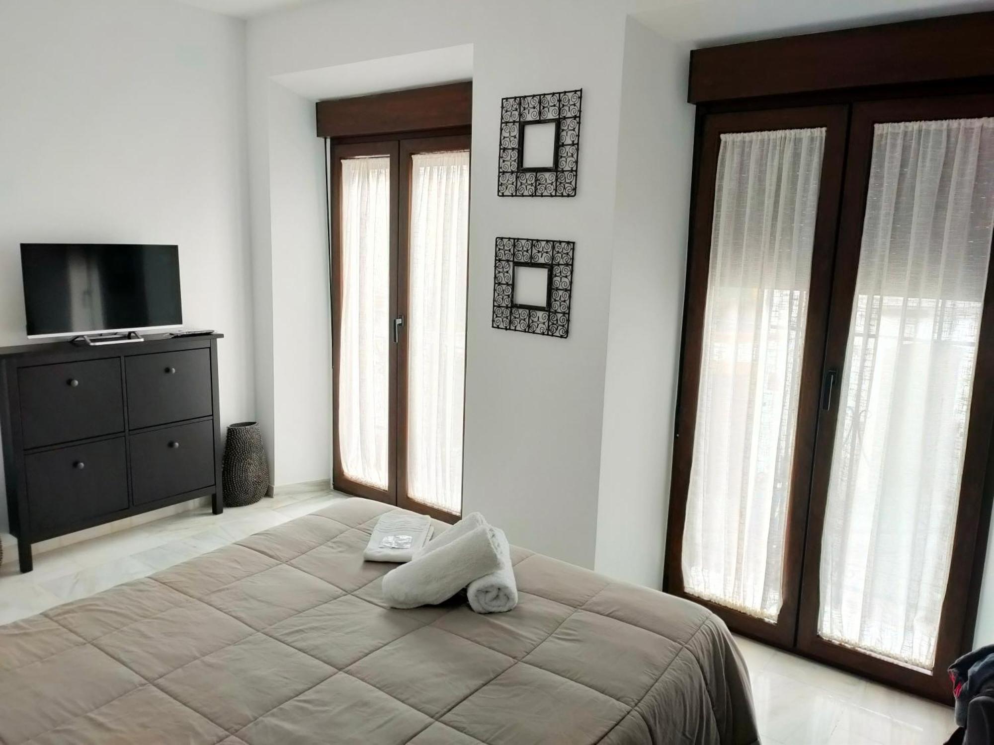 Apartamentos San Pedro Kordoba Zewnętrze zdjęcie